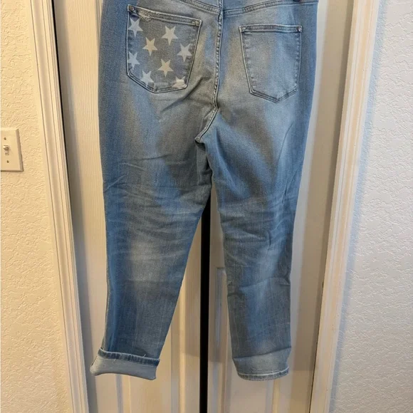 Judy Blue Boyfriend Blue Distressed Jeans - Picture 12 of 14